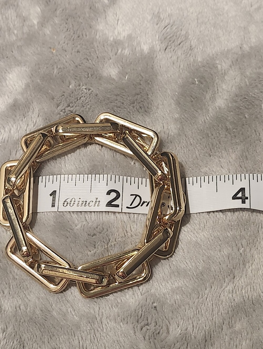 Gold Rectangular Link Bracelet - Picture 5 of 8